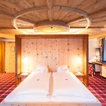 Hotell Solaria 4*
